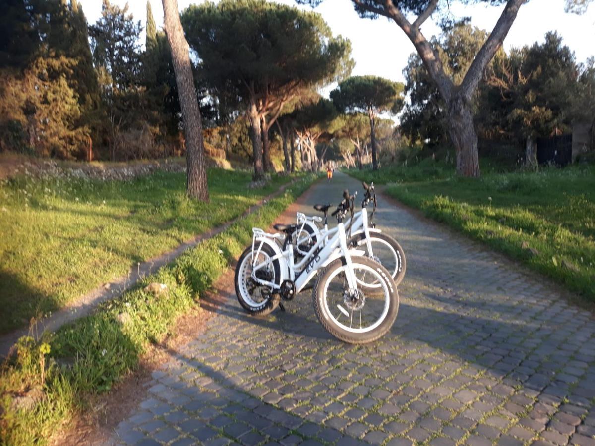 Bici Grill Decimo Miglio Aeroporto Ciampino Francigena Country House Exterior foto