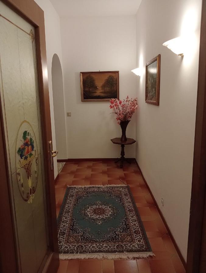 Bici Grill Decimo Miglio Aeroporto Ciampino Francigena Country House Exterior foto